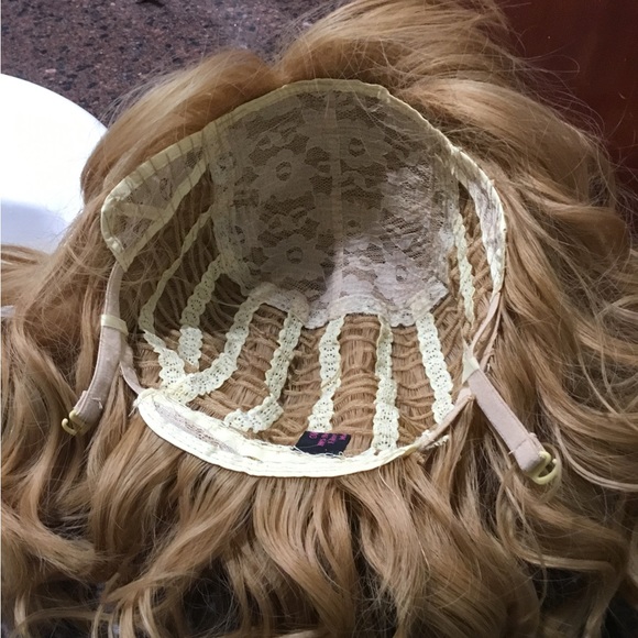 Light Sun Sand Color Anna Emma Wig - Picture 16 of 16